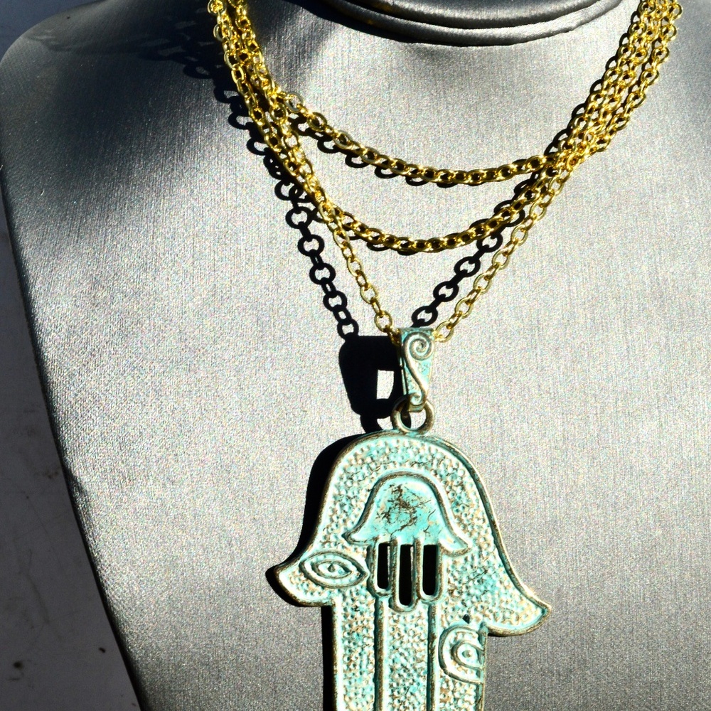 Raw Brass Pendant Patina Hand Hamza Necklace Boho - Picture 4 of 4